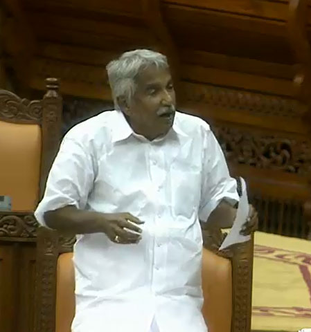 Chief Minister Oommen Chandy in the Assembly (file photo)