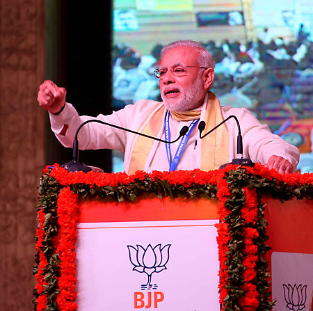 Prime Minister Narendra Modi addressing BJP general council in Kozhikode on Sept. 25