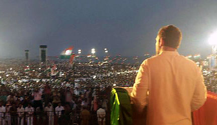 AICC vice president Rahul Gandhi addressing valeditory of Janaraksha Yatra in Trivandrum on Tuesday